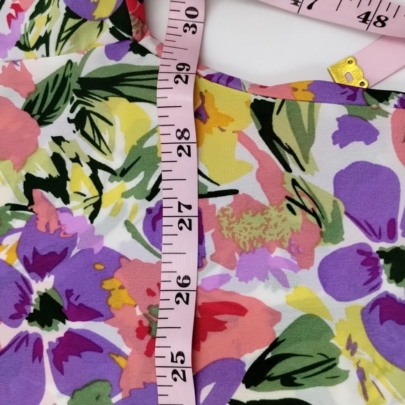 Jodifl multicolor floral v-neck OVERSIZED medium (see measurements) lightweight - Picture 5 of 6